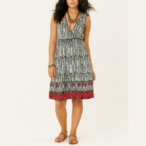 ✨️4/$20. MAX STUDIO Black White Abstract Mini Halter Dress, Red Zig Zag Detail